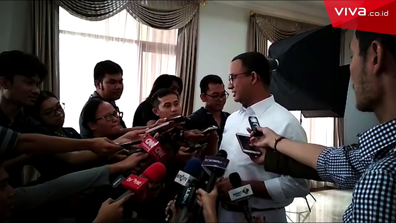 Jelang Pelantikan, Anies Baswedan Fitting Seragam Dinas