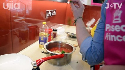 Baking With Bubbe | Shakshuka Cook-Off with Safta Margalit