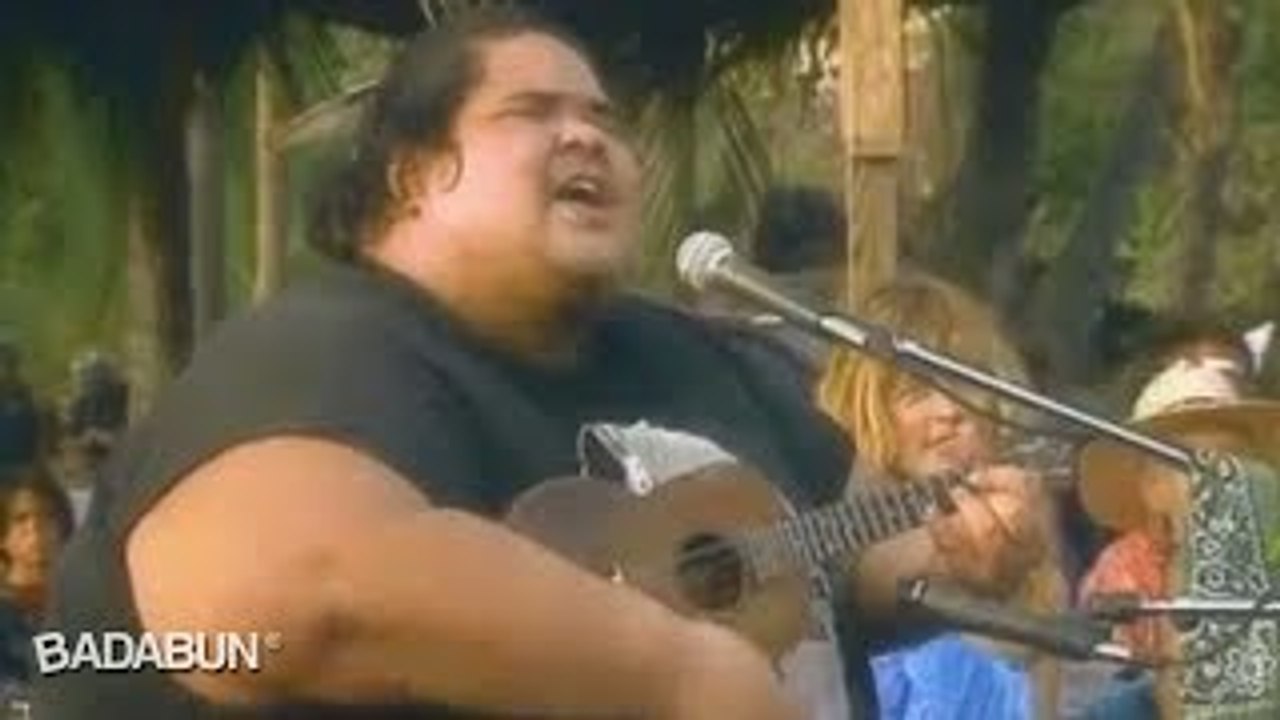 Una de las canciones más famosas y nadie sabe quién la canta | BADABUN