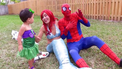 Joker Girl vs Joker w/ Bad baby joker, frozen elsa, spiderman, ariel mermaid, baby mermaid
