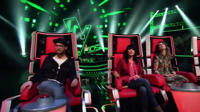 Ellie Goulding - Lights (Lisa) The Voice Kids 2017 Blind Auditions SAT.1