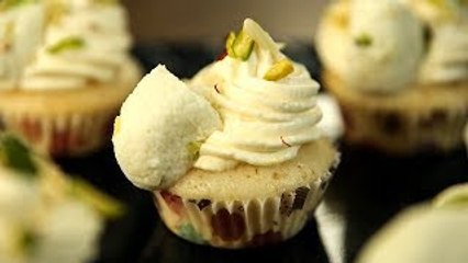 Rasmalai Cupcakes | Eggless Recipe | Diwali Special | How To Make Eggless Rasmalai Cupcake | Upasana