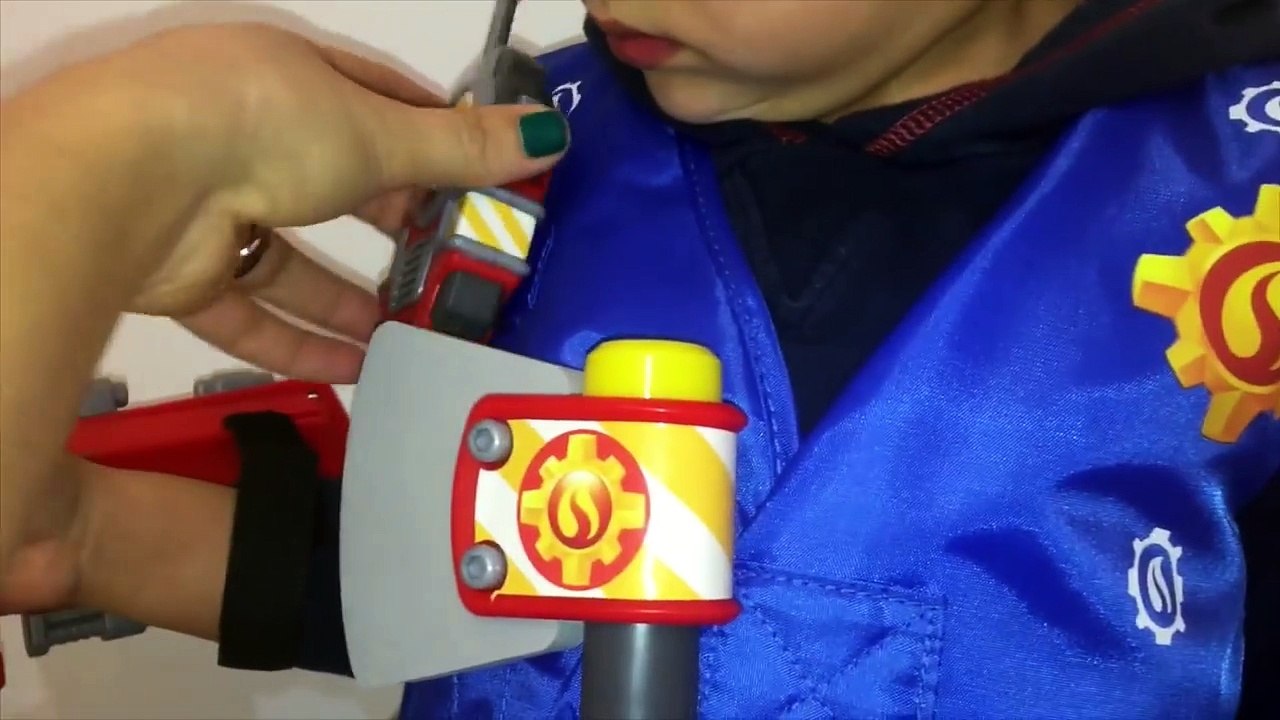 Doruk itfaiyeci Sam oldu, yangını söndürdü!