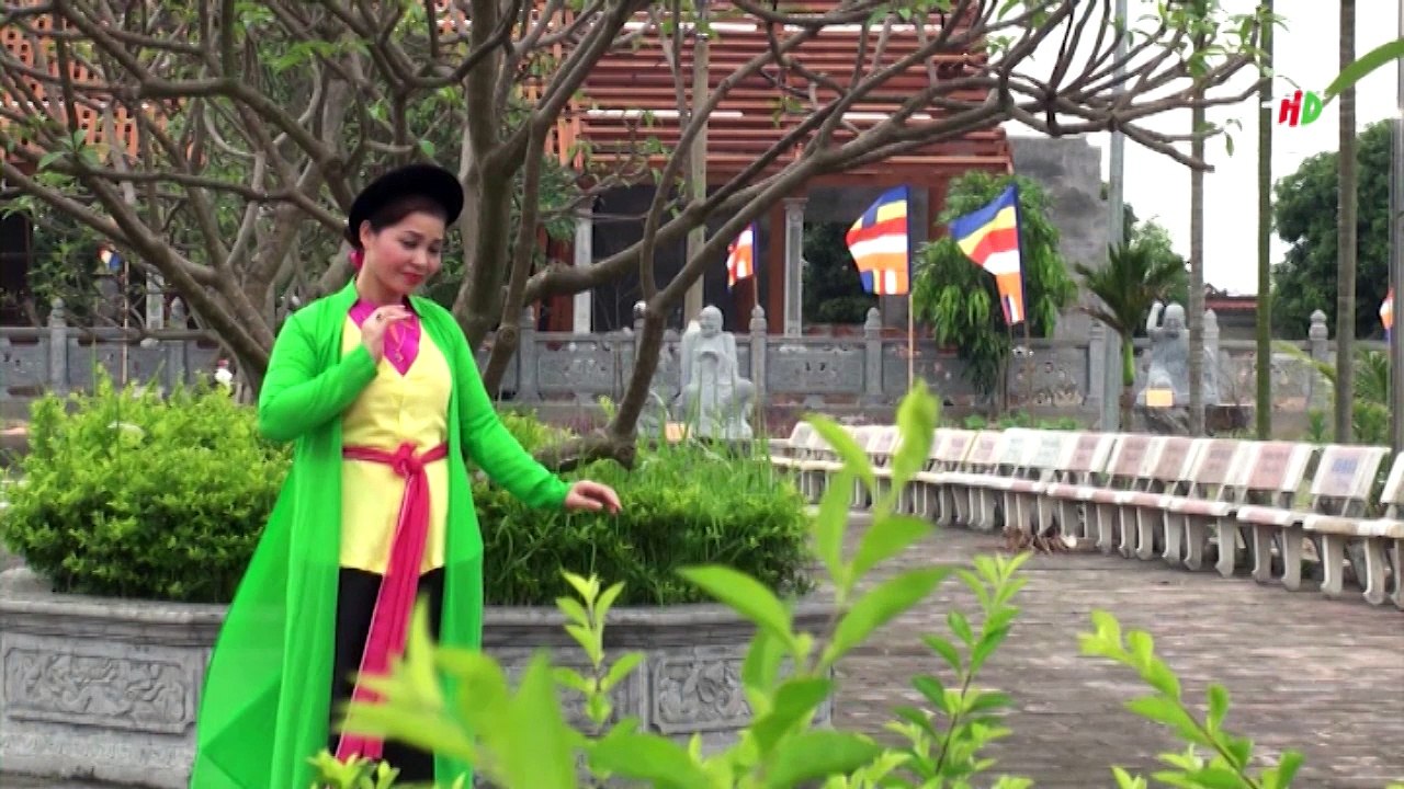 Hát chèo: Hương sen dâng Bác