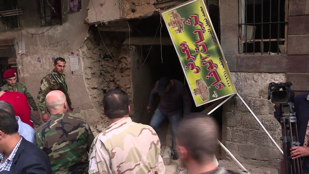 Triple attentat suicide près du siège de la police à Damas