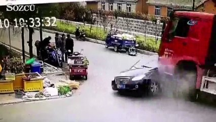 Kamyon dehşet saçtı