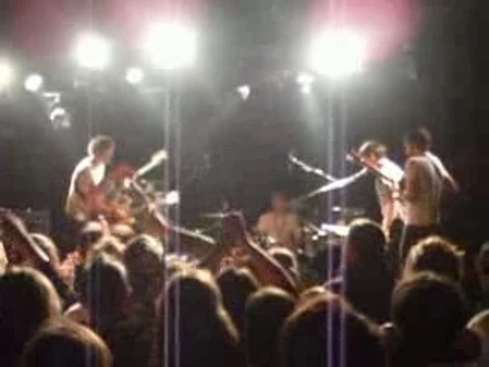 Foals - Two steps twice - 2 live @ Paris