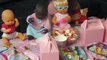 Primer cumpleaños de la bebé con sus amigas bebés de juguete - Las aventuras del bebe