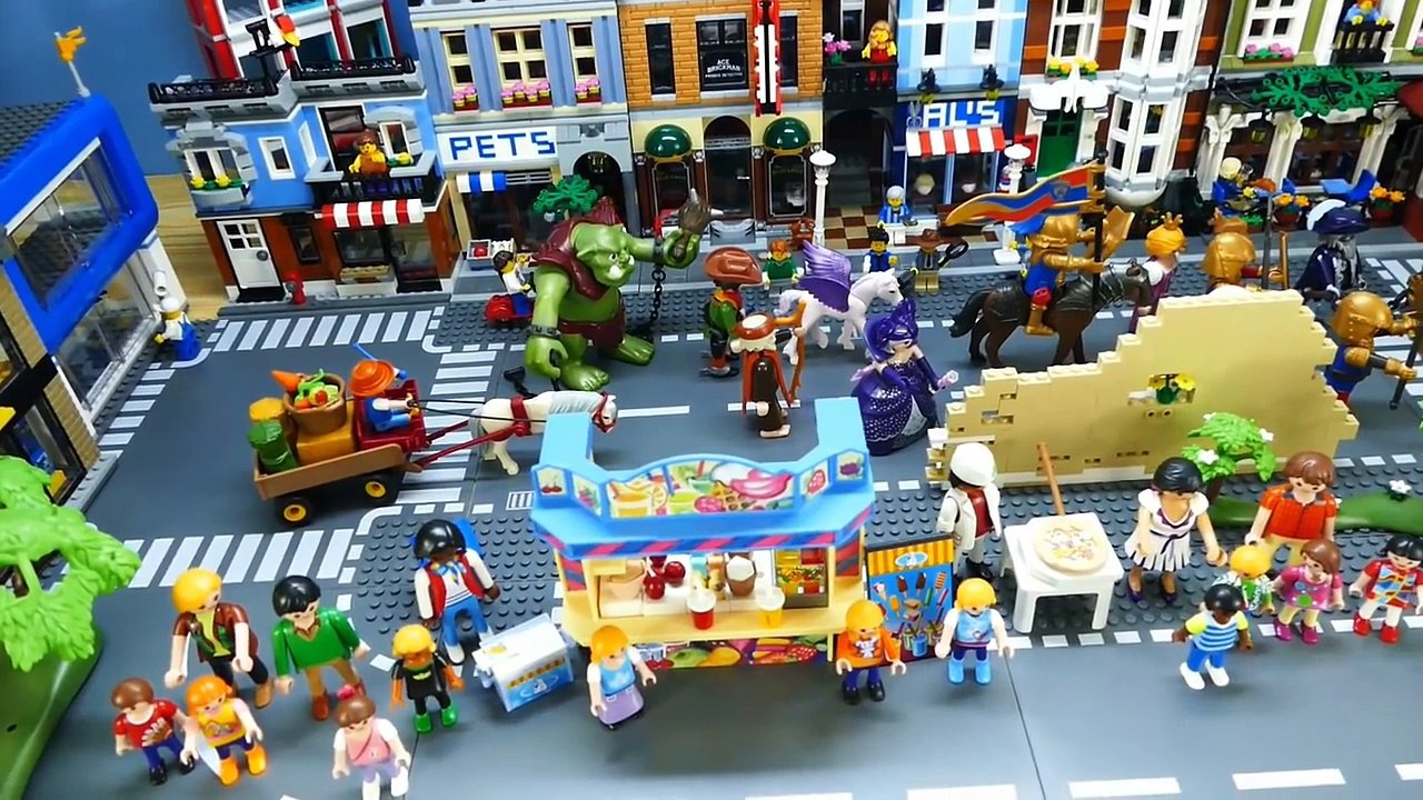 Playmobil Karneval Fest Film Carnival in Lego City | MyToyTV