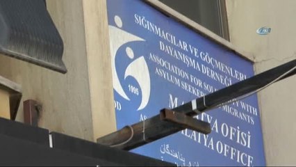 Elazığ'dan Malatya'ya Yardım İçin Gelen Suriyeliler Elleri Boş Döndü