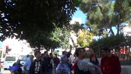 Ekipler Namaz Vaktinden Önce Minareye Çıkan Şahıs İçin Seferber Oldu