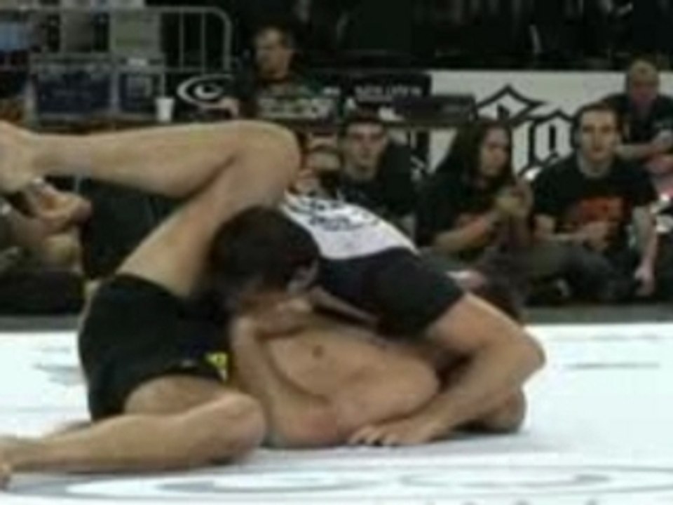 ADCC Roger Gracie vs Jon Olav Einemo part2