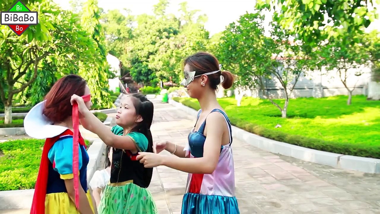 Superhero in Real life Spiderman vs Spiderman Elsa & Anna Family fun with Snow White & Joker