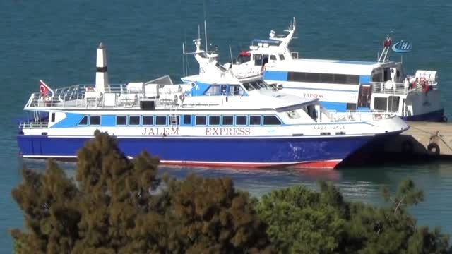 Türkiye ile Yunanistan Arası Adalara Feribot Seferleri Yeniden Başladı