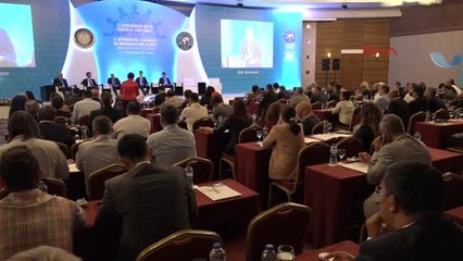 Antalya Türkiye'de 3 Milyon, Dünyada 65 Milyon Göçmen