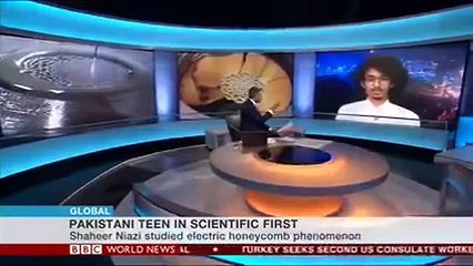 A young Pakistani Scientist Shaheer Niazi Explaining his research on BBC