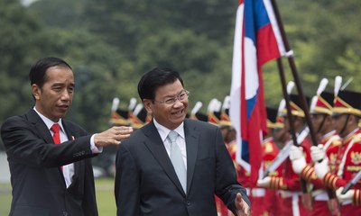 Jokowi dan PM Laos Bertemu, Bahas Kerja Sama ASEAN