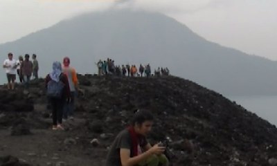 Pesona Anak Krakatau, Gunung Berapi di Tengah Laut