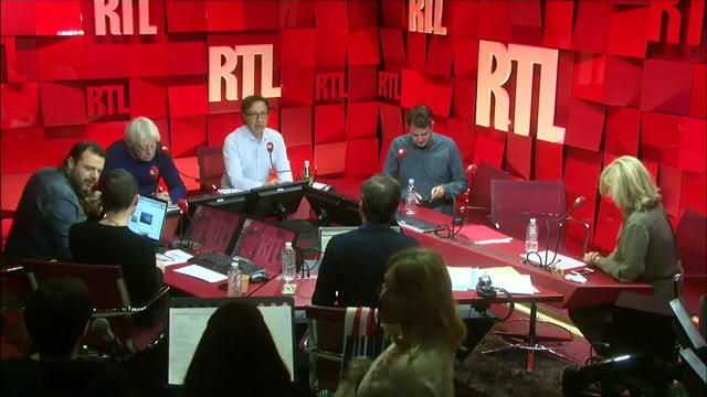 La Coquettes Minute chanson à Hugh Hefner