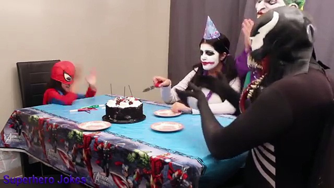 PREGNANT FROZEN ELSA DELIVERS TRIPLETS w/ SPIDERMAN, SPIDERBABY, BABY ELSA, BABY ANNA