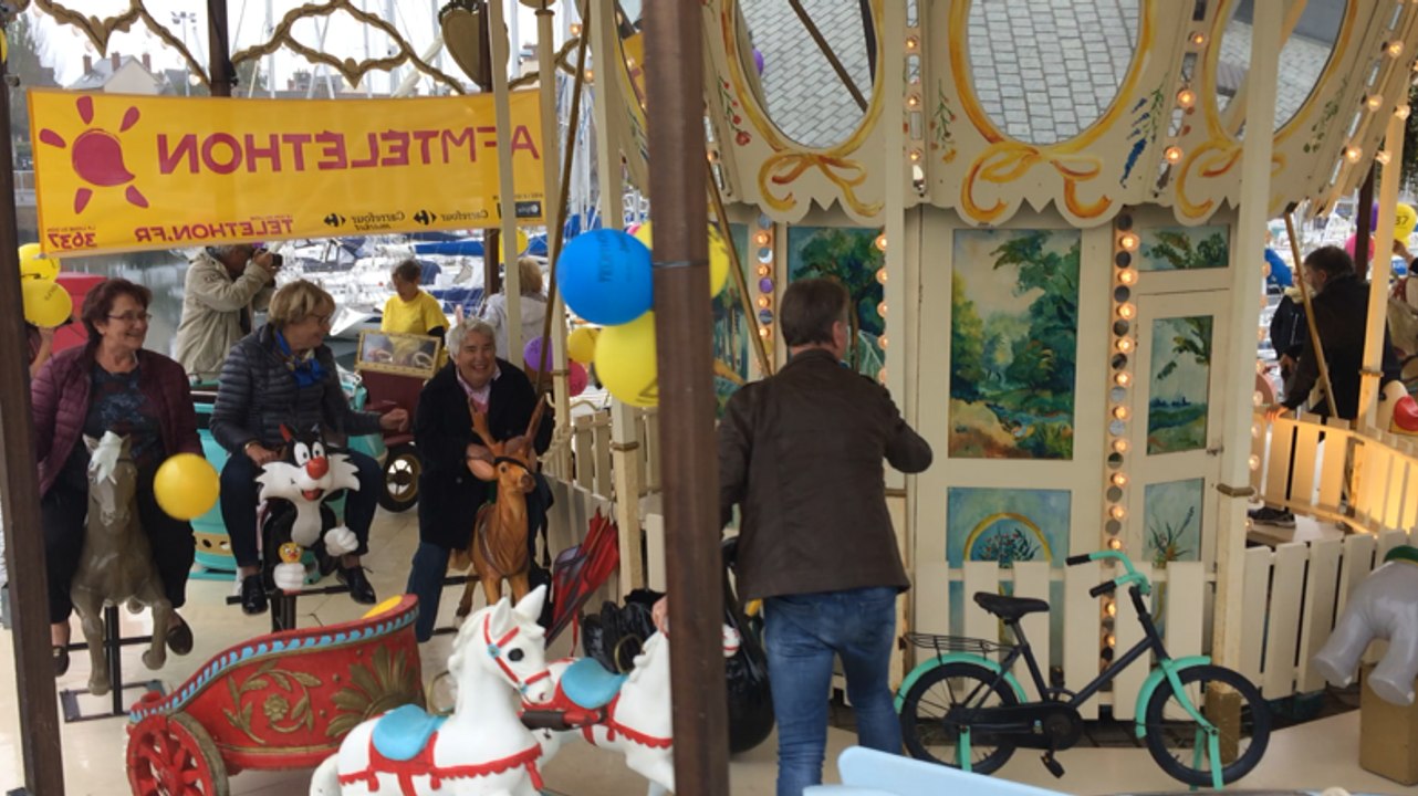 Les seniors font du manège pour le Téléthon