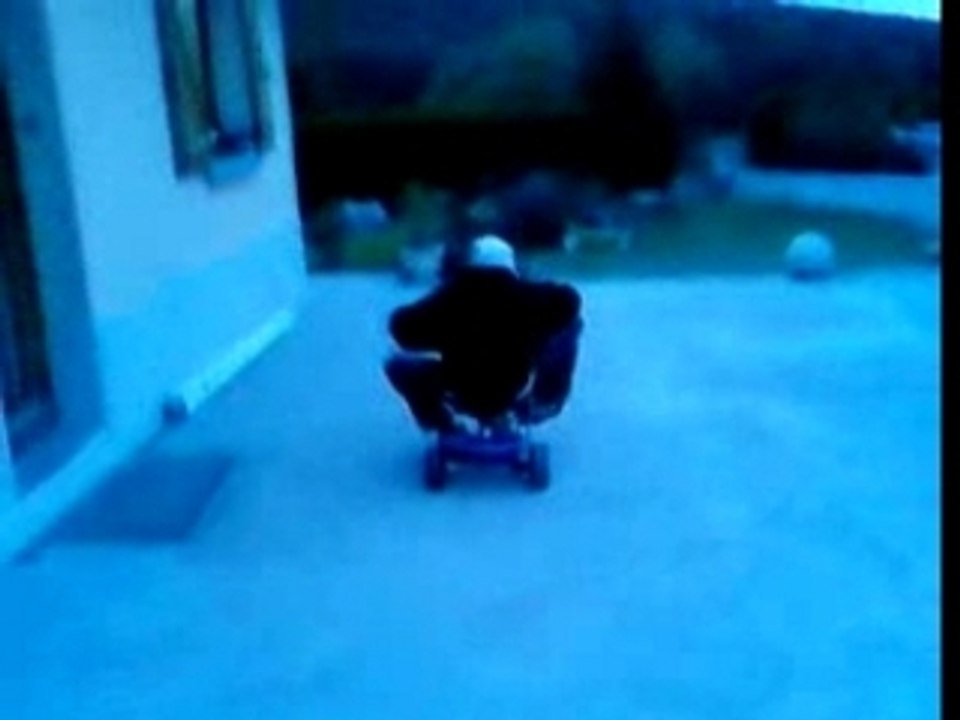 Xavier en tricycle