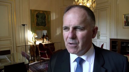 SOCIETE/ suppression des guichets carte grise et permis de conduire