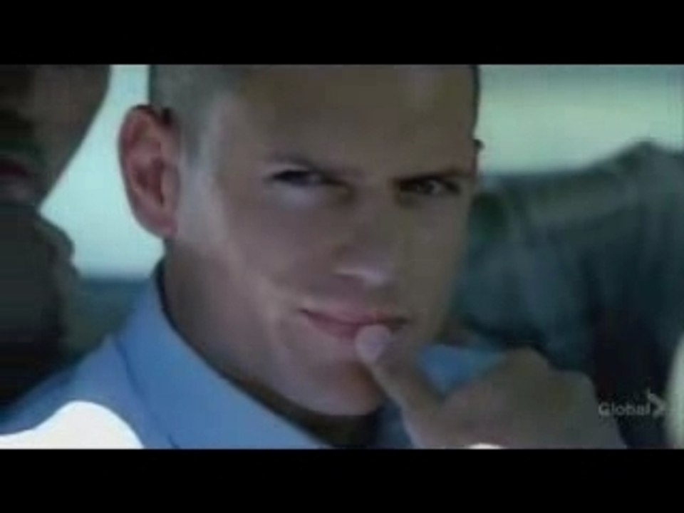 Linkin Park - Pushing Me Away