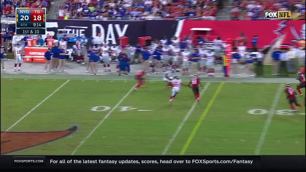 2015 Giants Odell Beckham makes 21 yard catch, fumbles, and kicks out
