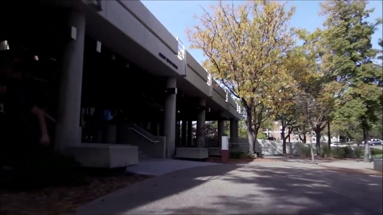 PARKOUR vs KILLER CLOWN ZOMBIES police / security POV IN ABANDONED BUILDING ►ASSASSIN SCARY ESCAPE