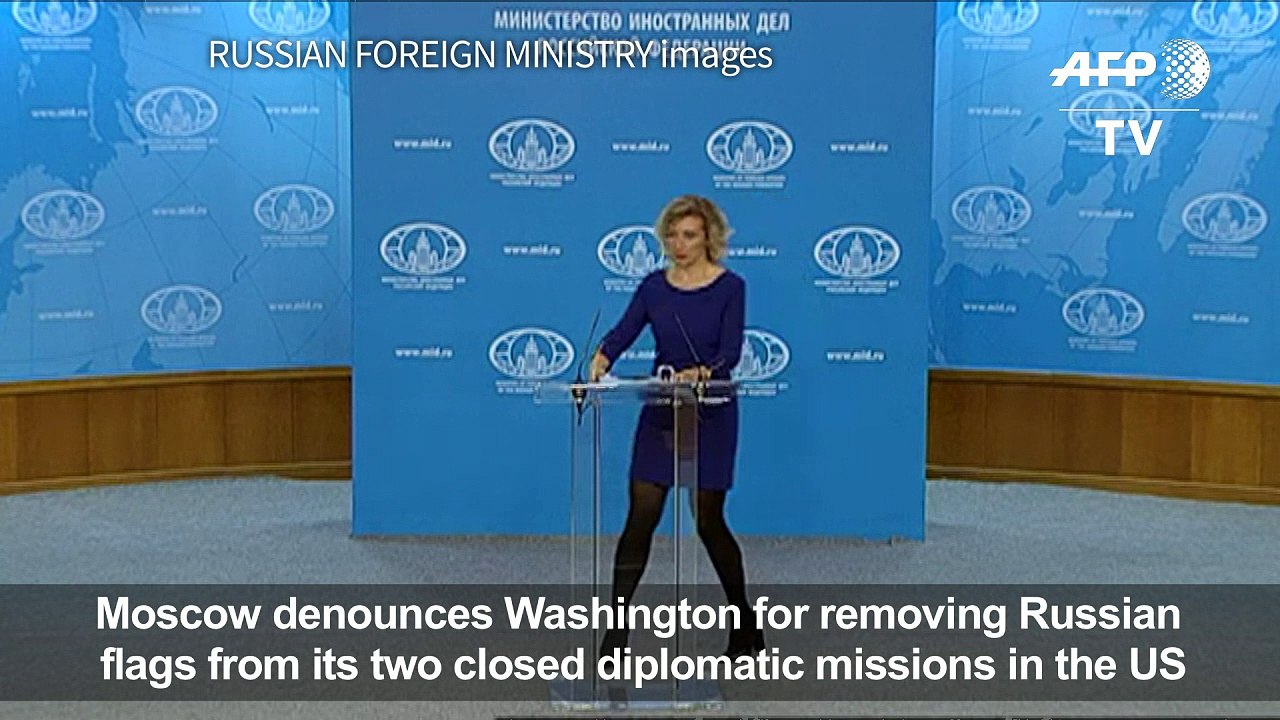 Moscow protests as US 'tears down' Russian flags