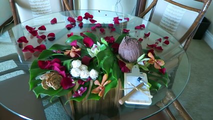 NAKED HONEYMOON! - Bathroom Banter