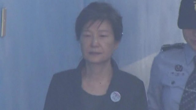 박근혜 전 대통령 구속 연장 여부 오늘 결정 / YTN