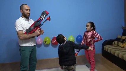 BALONU VUR içindekini kazan - Eğlenceli oyun