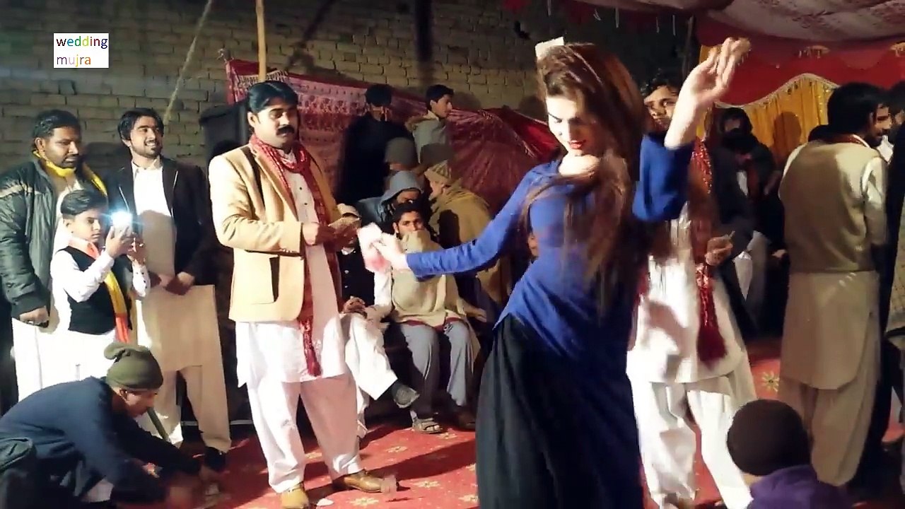 MUJRA WEDDING DANCE PARTY MUJRA BAEST DANCER VERY beautiful FACE DANCER best wedding reception songs