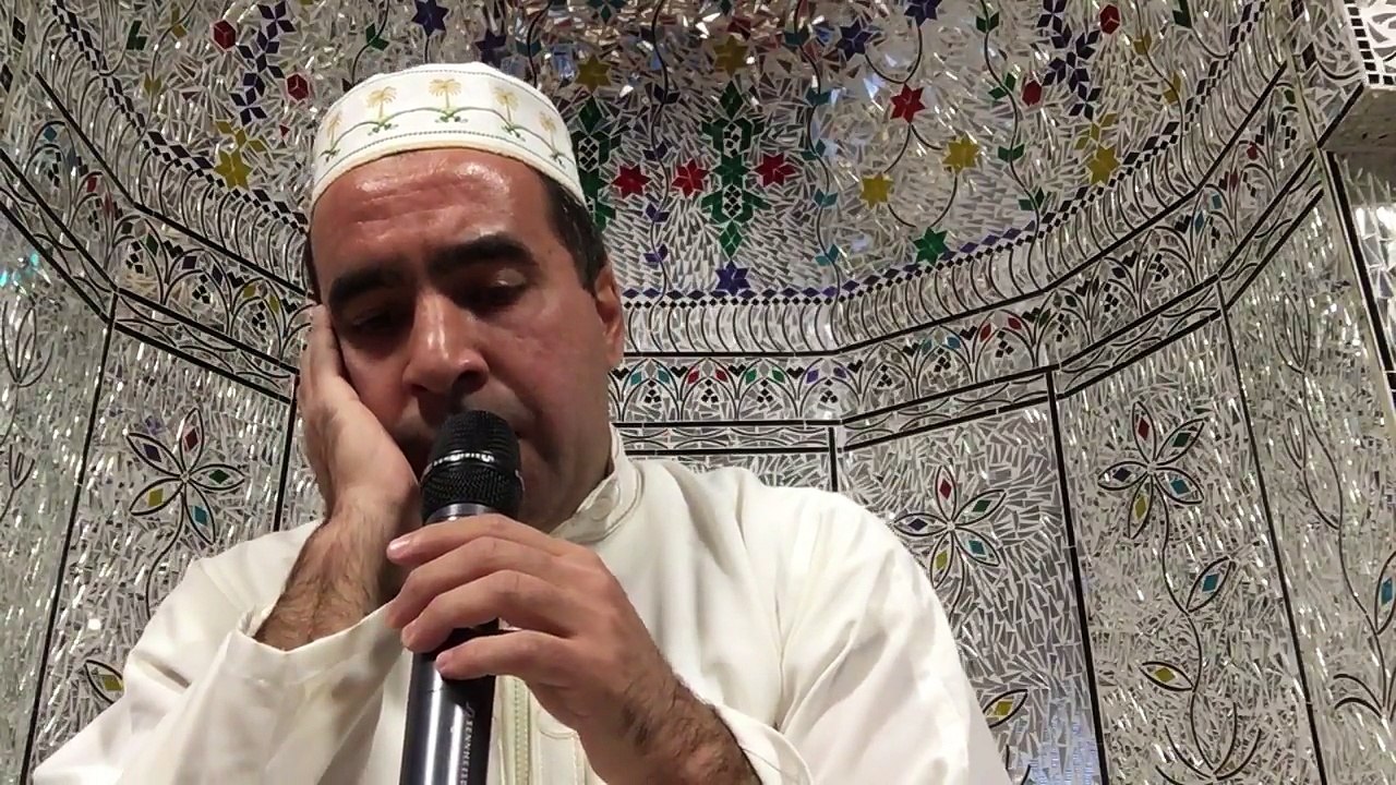 Seyh Abdussamed taklidi. Genç Hafızdan Gözyaşlarınızı Tutamayacağınız Kuran Tilaveti. Zümer suresi. Hafız Metin Demirtaş. Seyh Abdussamed makami Kuran tilaveti. Müthis kiraat - yok böyle bir ses. Dünyanin en güzel sesli hafizlarindan Kuran tilaveti.
