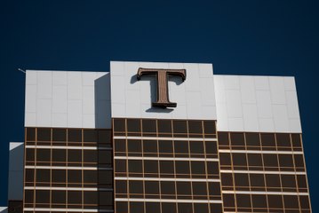 Professional sports teams are avoiding Trump hotels