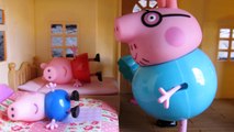 ¡Avalancha de nieve en casa de Peppa Pig! Mamá Pig está enfadada con Papá Pig | Peppa Pig en español