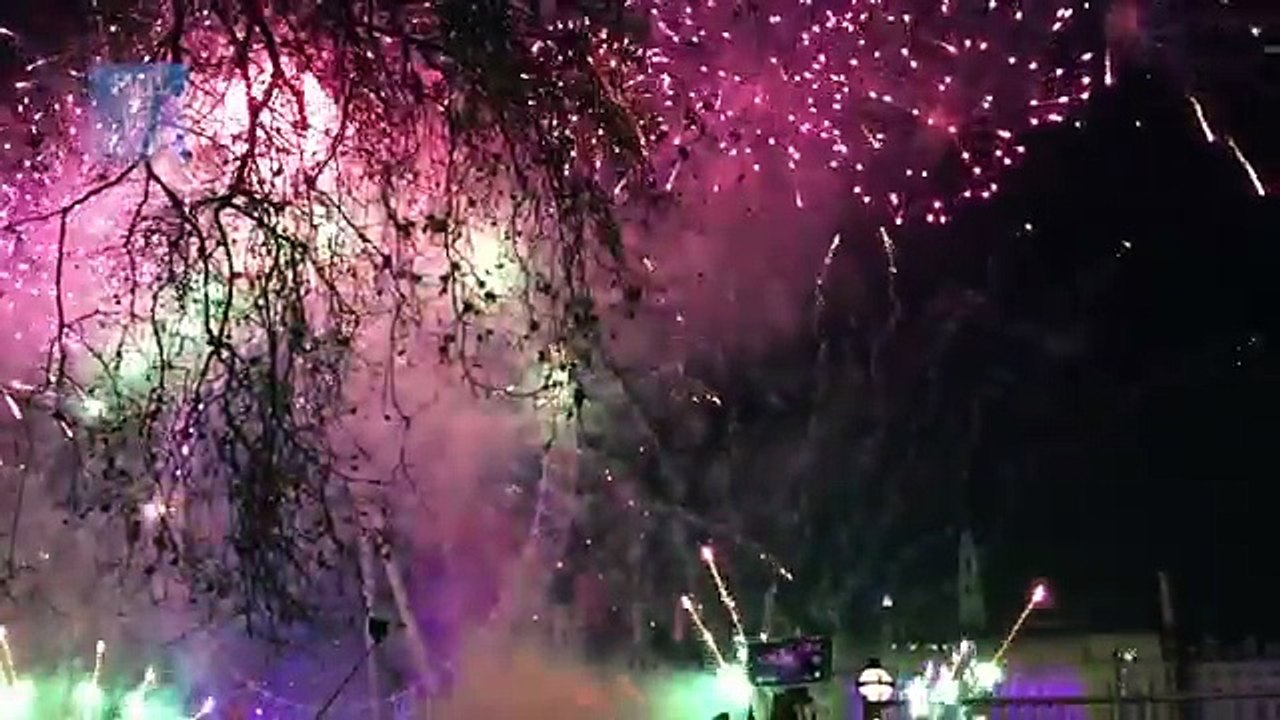 NEW YEAR EVE LONDON 2016 / 2017 - Full Fireworks Display HD