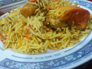 Spicy pulao with biryani taste--karachi zaiqedaar recipe--