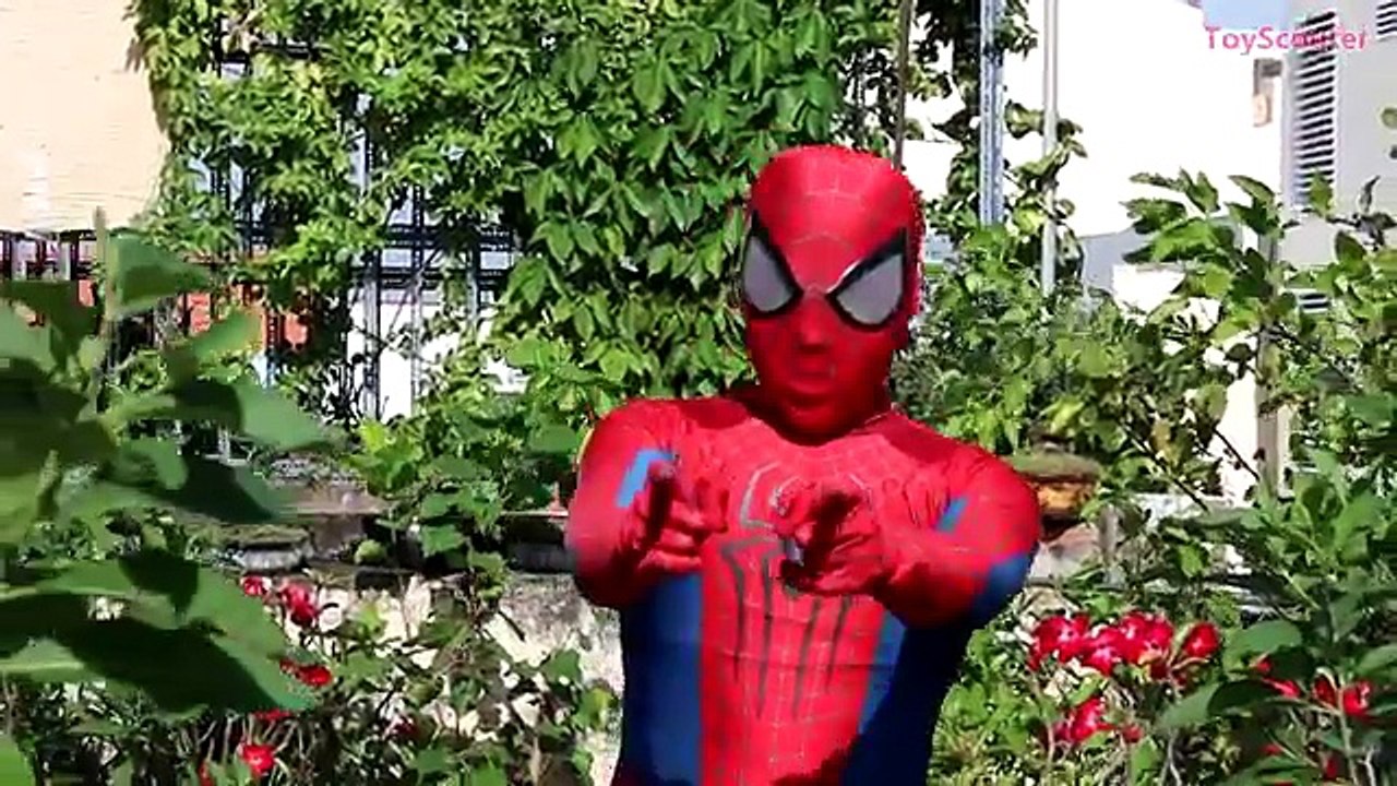Spiderman Has EIGHT SUPER HANDS! w/ Frozen Elsa & Joker in Real Life