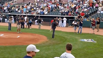 Soldier Surprises Girlfriend at Baseball Game, Then Proposes!