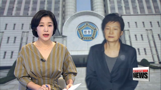 Court to announce decision on extending detention period for ousted former president Park