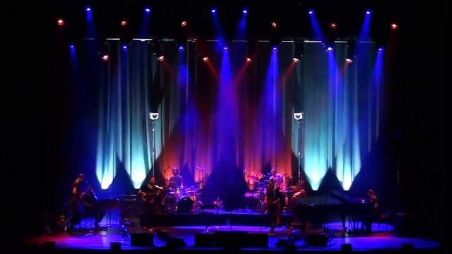 Sezen Aksu & Korhan Futacı ve Kara Orkestra Zorlu Center Konseri - Alice