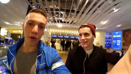 VLOG : Разнес свою квартиру | Драка Шлёцыка и Котова