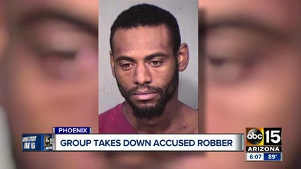 Neighbors take down alleged robber in Phoenix
