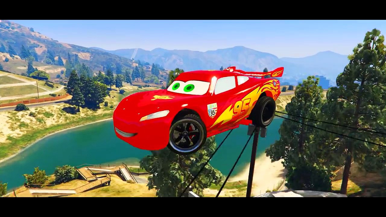 LIGHTNING MCQUEEN UNDERWATER Rescue w/ Spiderman, Hulk and Wolverine Cartoon for Kids