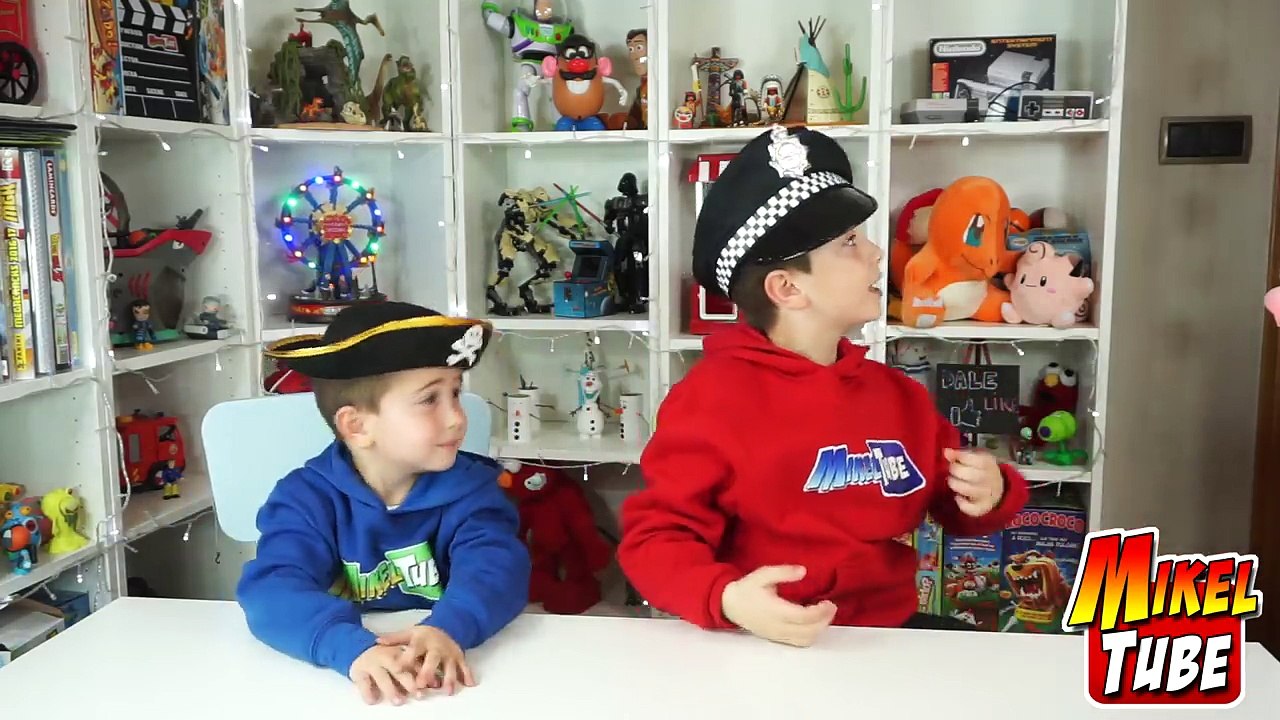 CARNAVAL 2017 - MAQUINA DE DISFRACES en MikelTube