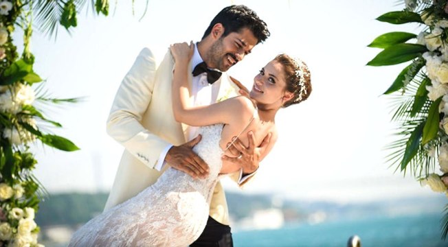 Burak Özçivit ve Fahriye Evcen Çifti, Çocuk Sahibi Olmaya Hazırlanıyor
