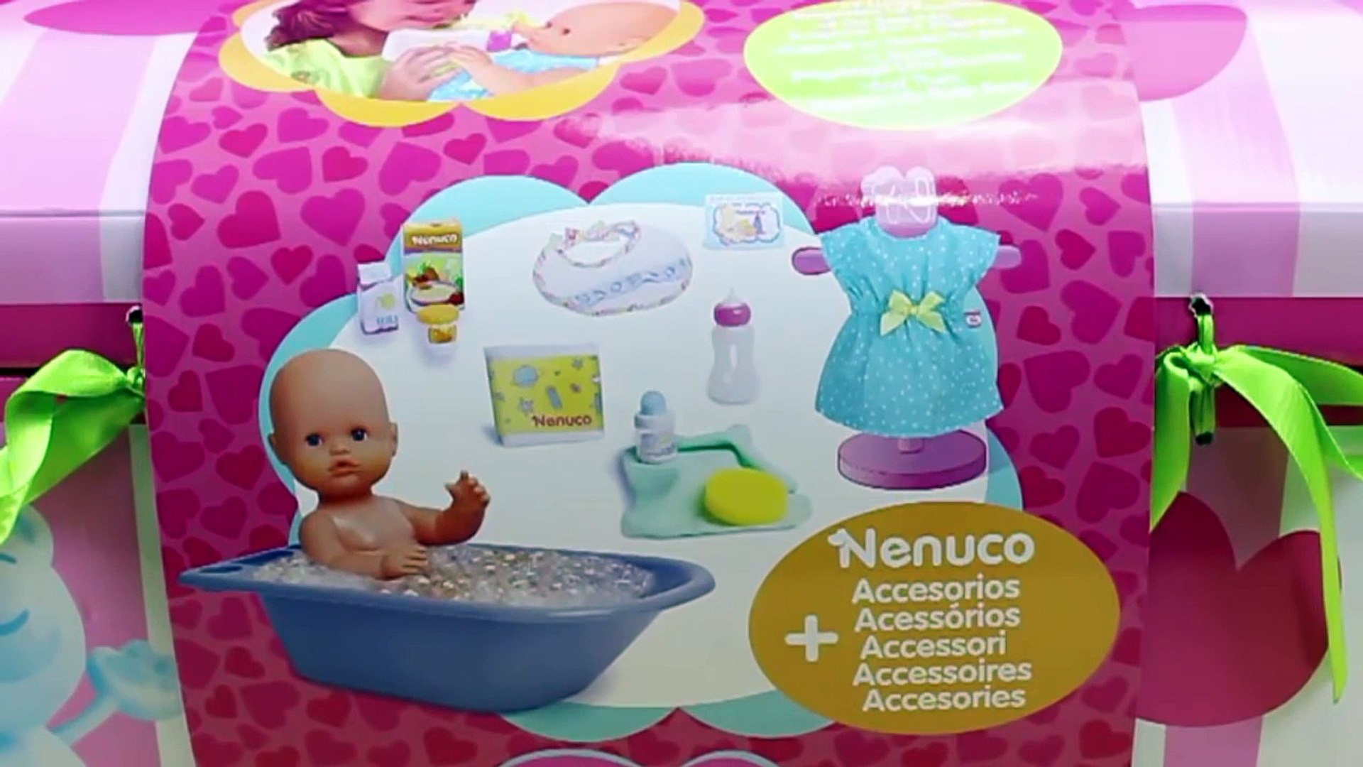 Baúl de la Bebé NENUCO con accesorios | La bebé Nenuco come papilla y se da un baño de burbujas – Видео Dailymotion